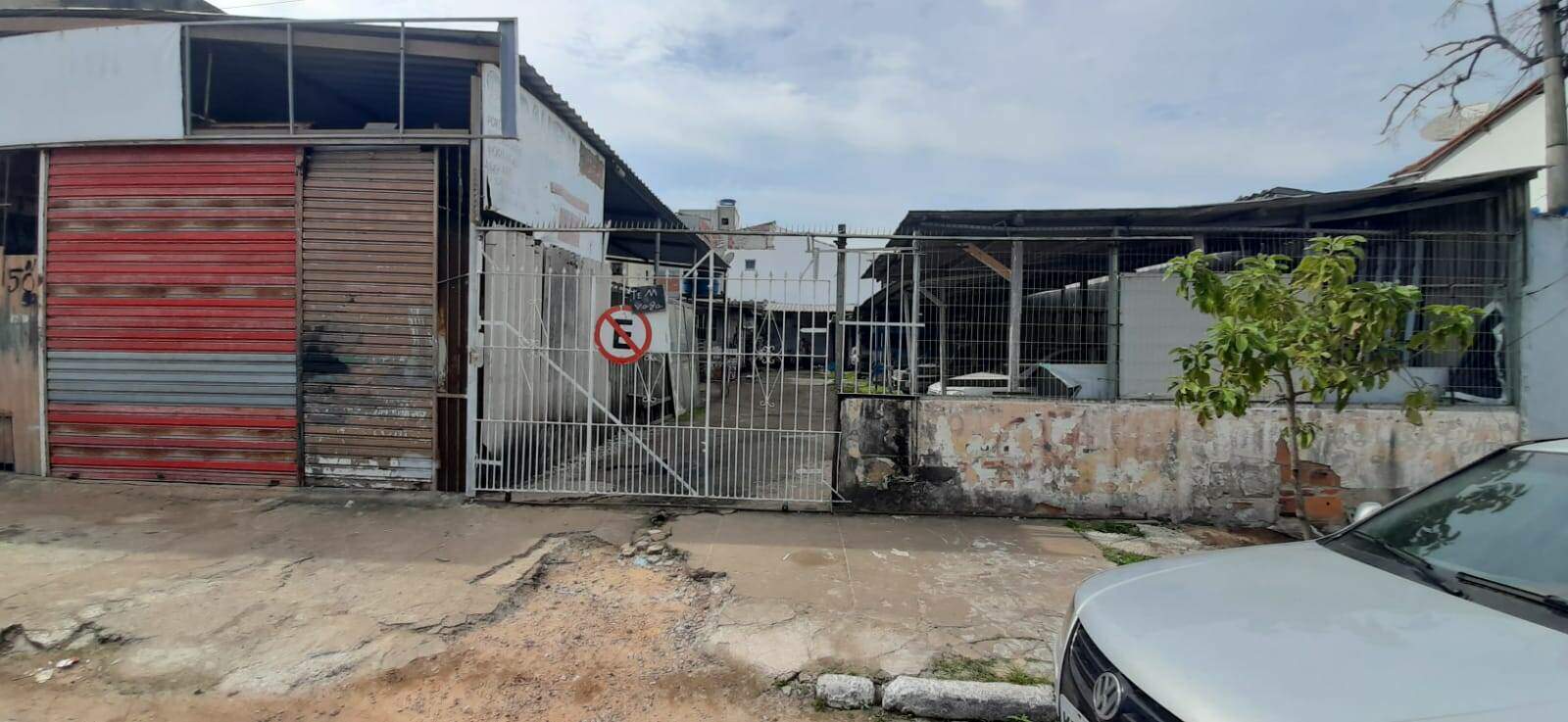 Terreno à venda no Jardim Caiçara: 