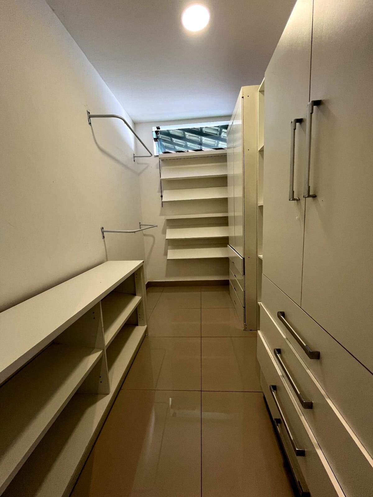 Casa à venda no Palmeiras: 