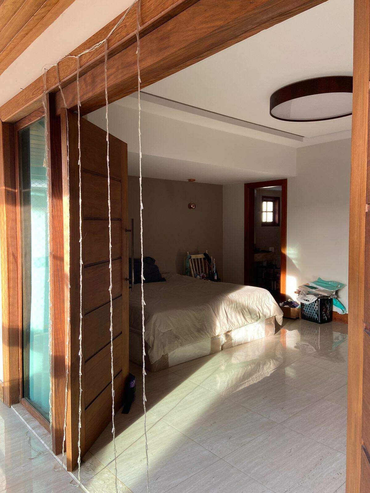 Casa à venda no Novo Portinho: https://cdn.imoview.com.br/romanimoveis/Imoveis/2318/20230824t1345360300-426999715.jpg