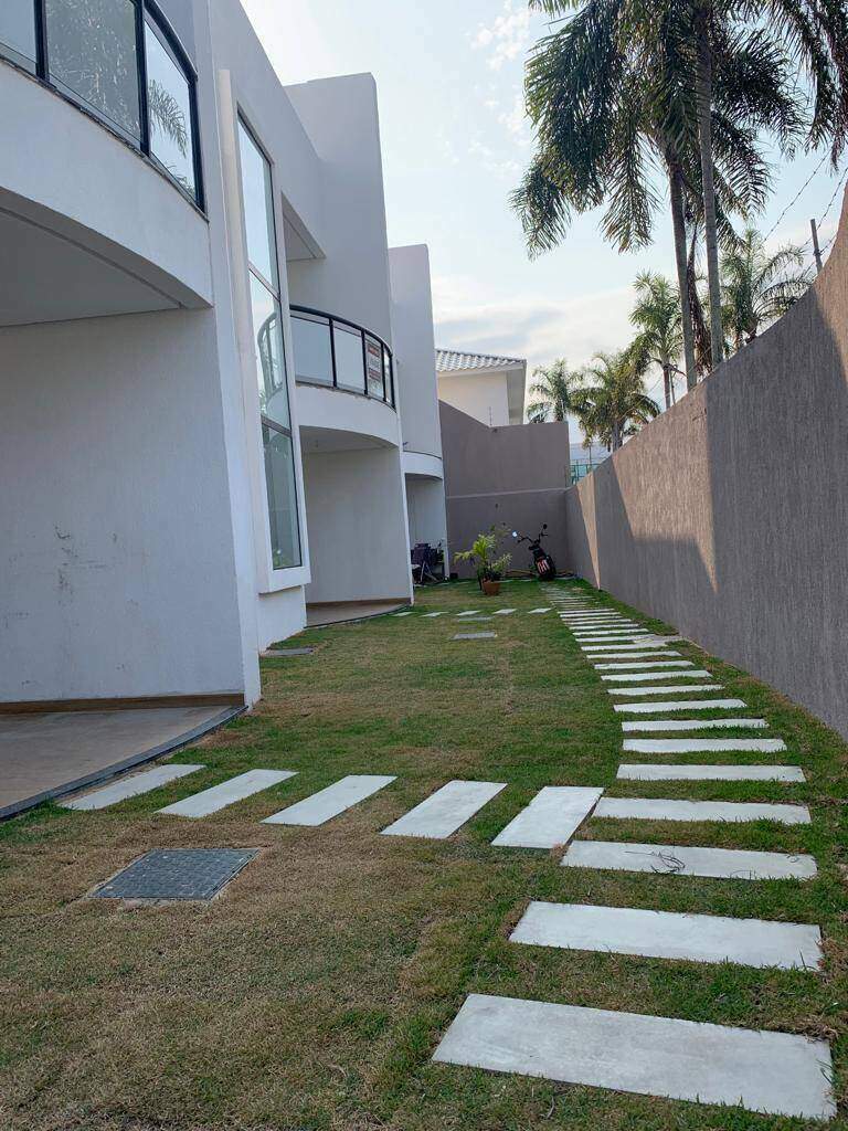 Casa em condomínio à venda no Novo Portinho: 