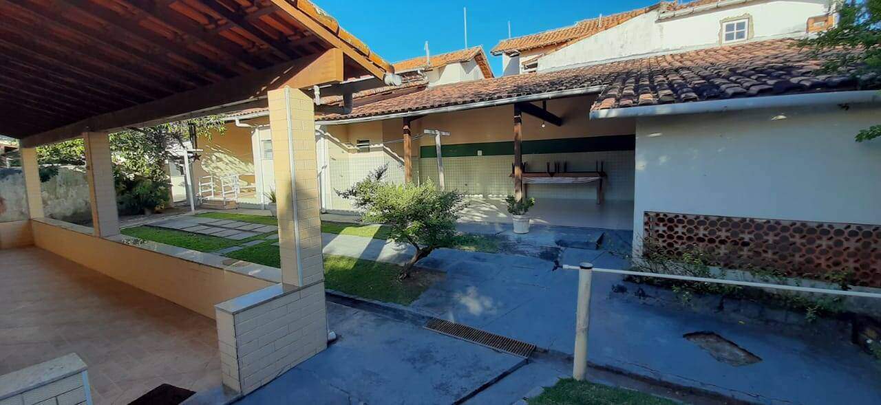 Casa à venda no Portinho: 