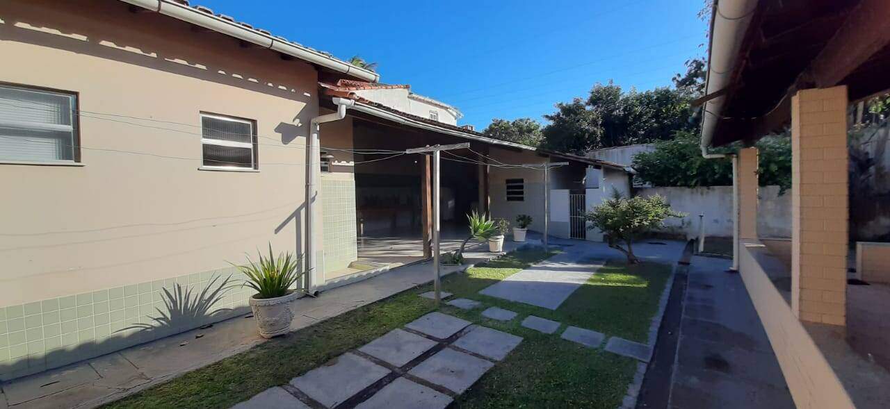 Casa à venda no Portinho: 