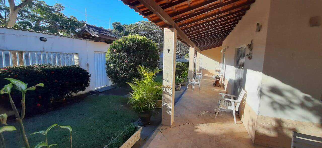 Casa à venda no Portinho: 