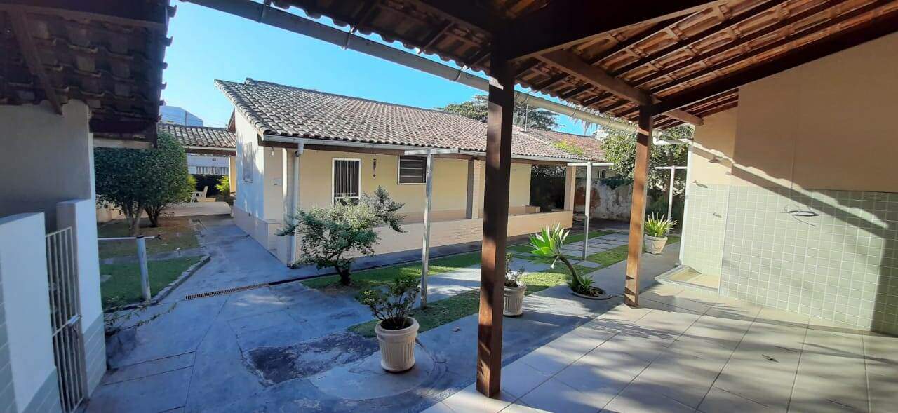 Casa à venda no Portinho: 