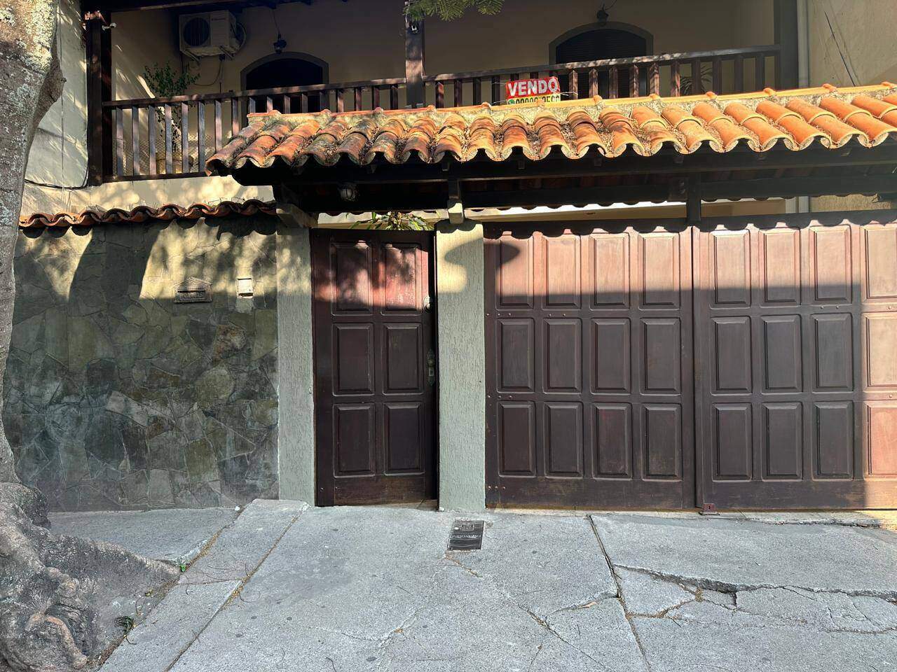 Casa à venda no Centro: 