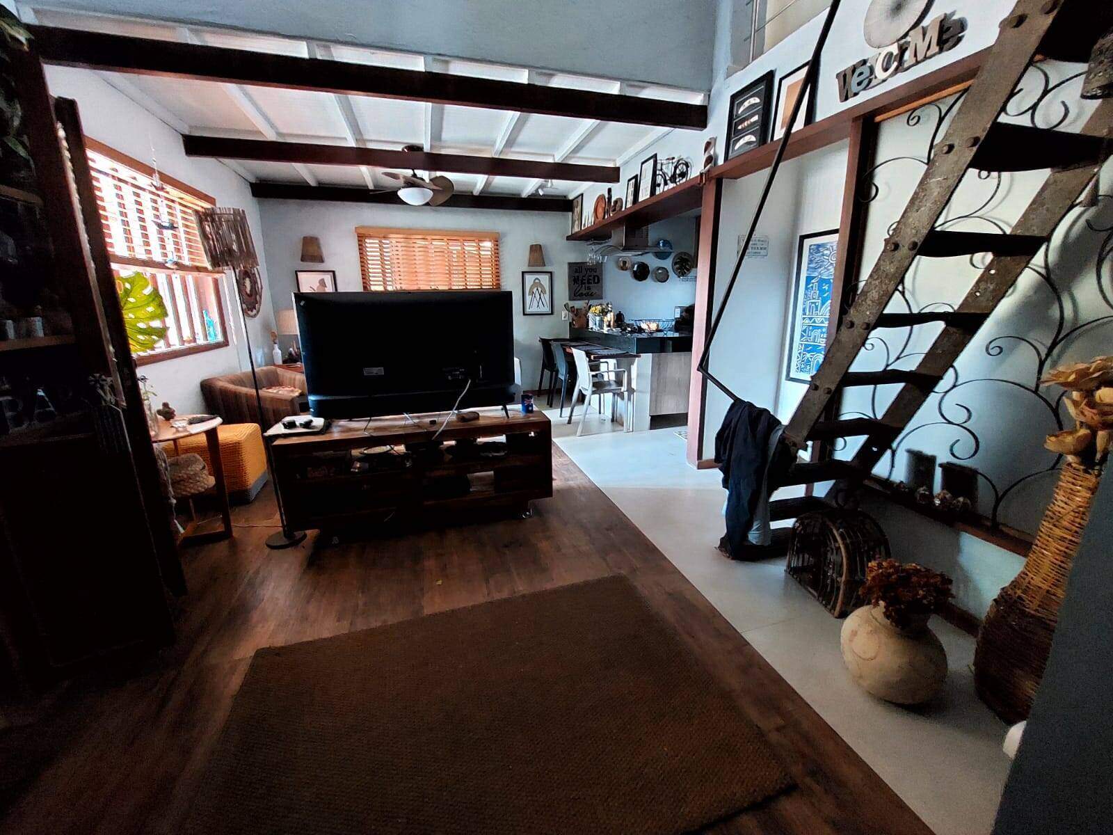 Casa à venda no Palmeiras: 