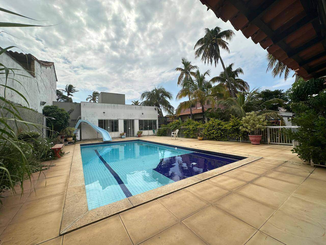 Casa à venda no Palmeiras: 