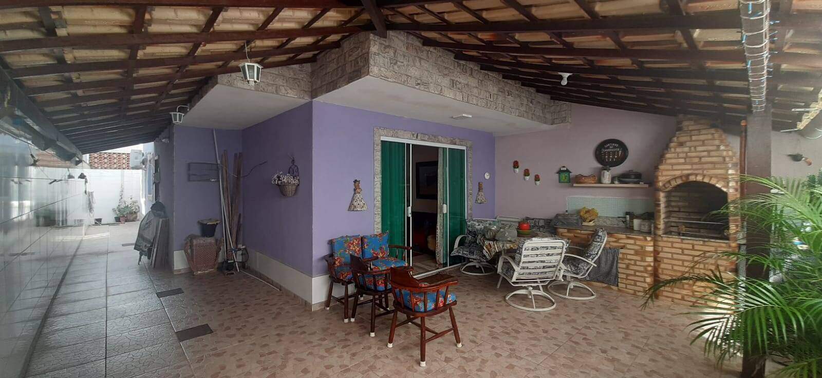 Casa à venda no Palmeiras: 