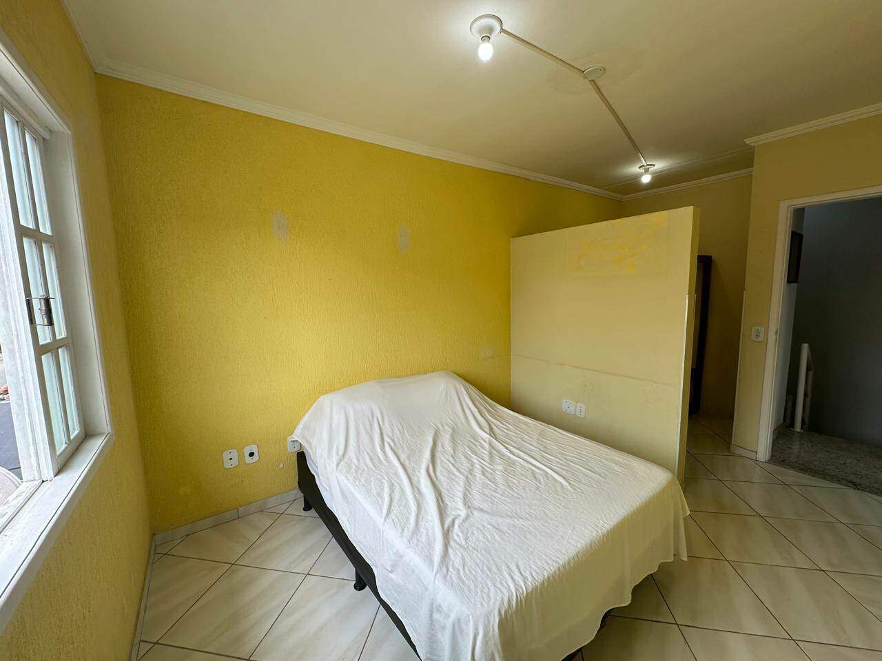 Casa à venda no Palmeiras: 