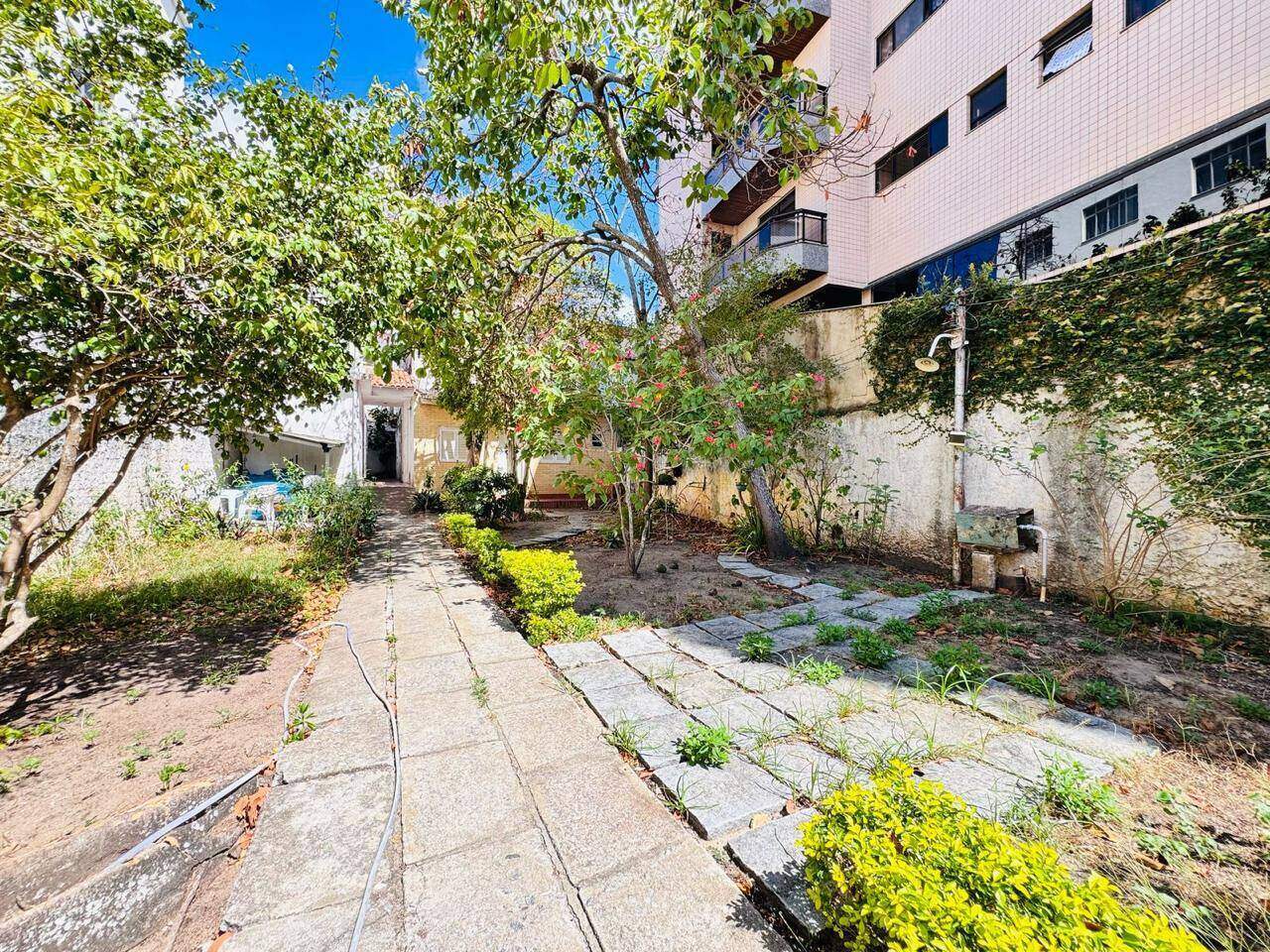 Casa à venda no Centro: 