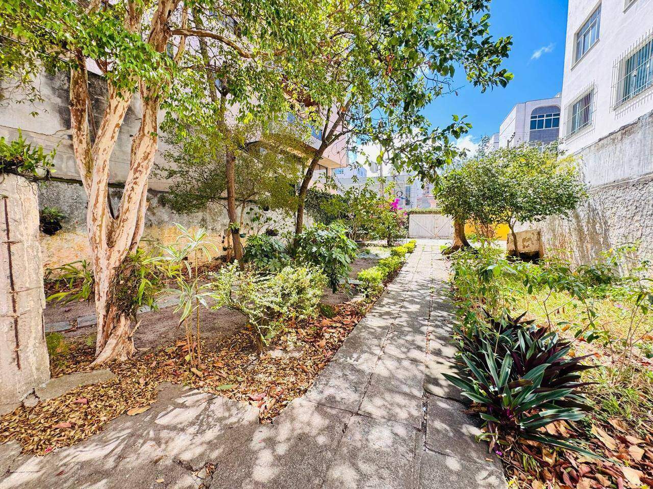 Casa à venda no Centro: 