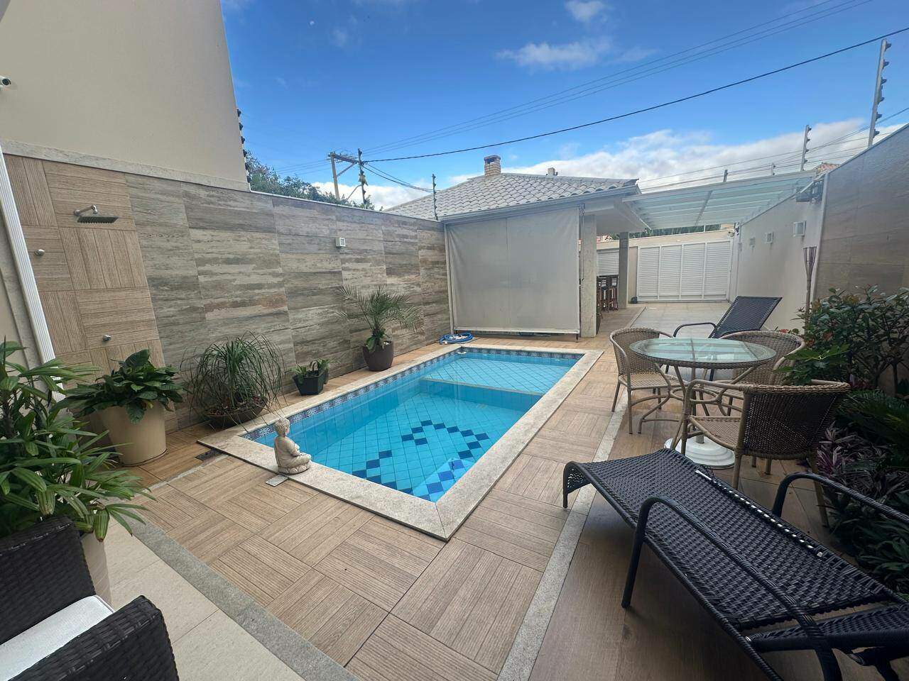 Casa à venda no Portinho: 