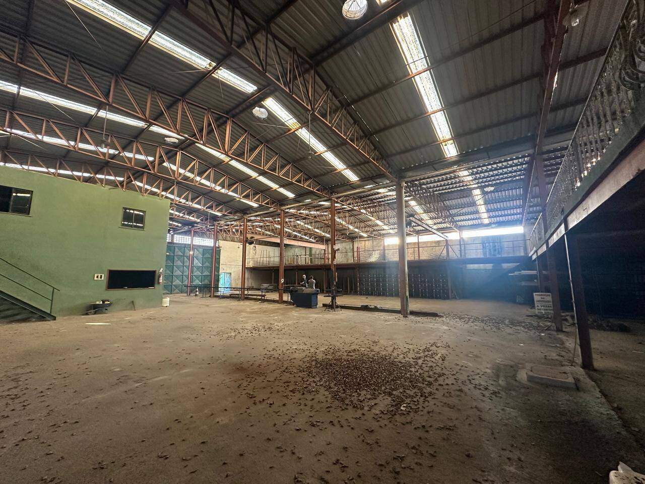 Galpão à venda no Jardim Flamboyant: 