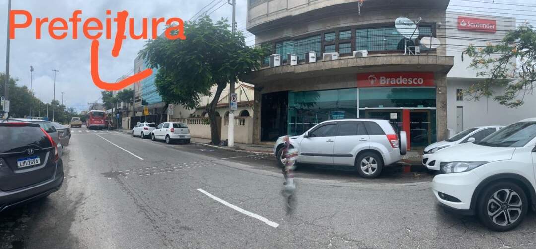 Prédio comercial para aluguel no Centro: 