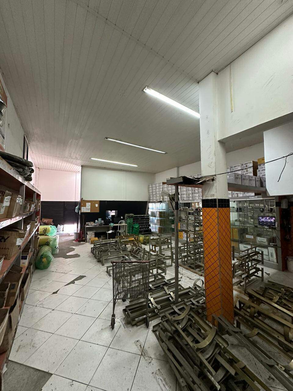 Loja para aluguel no Não Informado: 