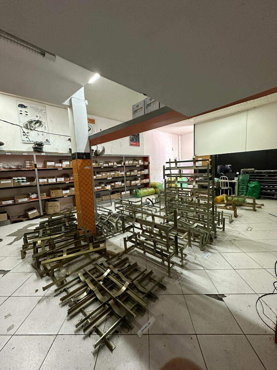 Loja para aluguel no Não Informado: 