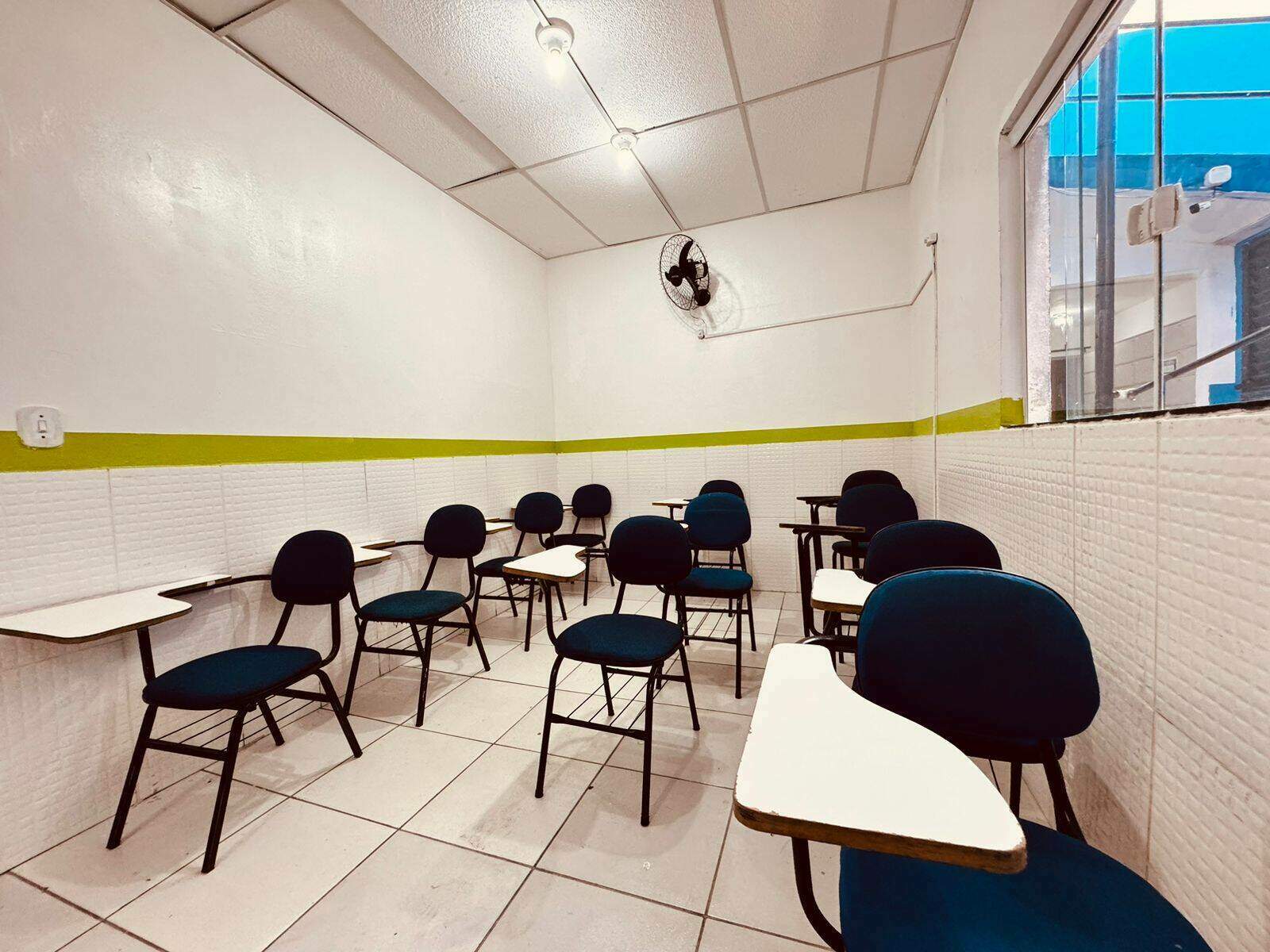 Sala para aluguel no Centro: 