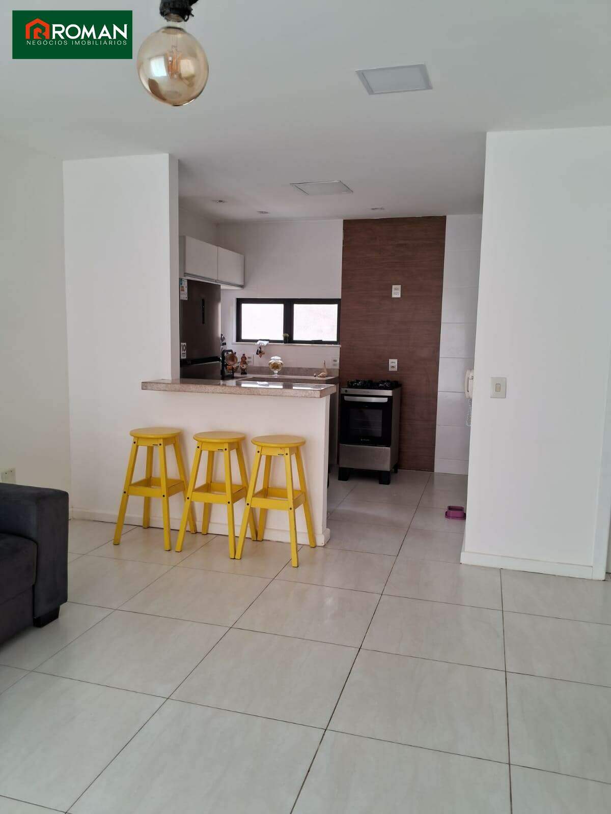 Casa em condomínio à venda no Vila do Peró: 