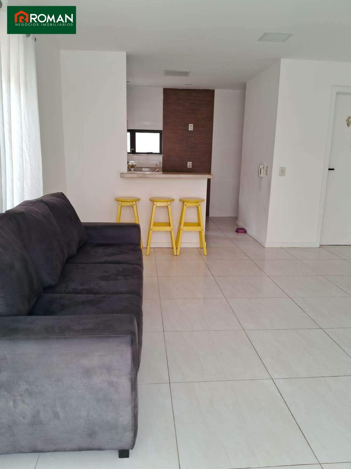 Casa em condomínio à venda no Vila do Peró: 