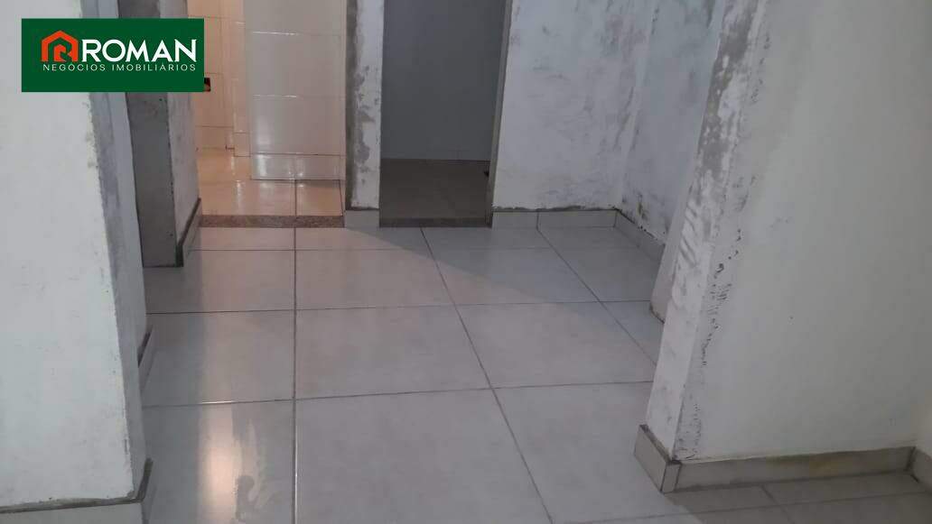 Casa em condomínio à venda no Portinho: 