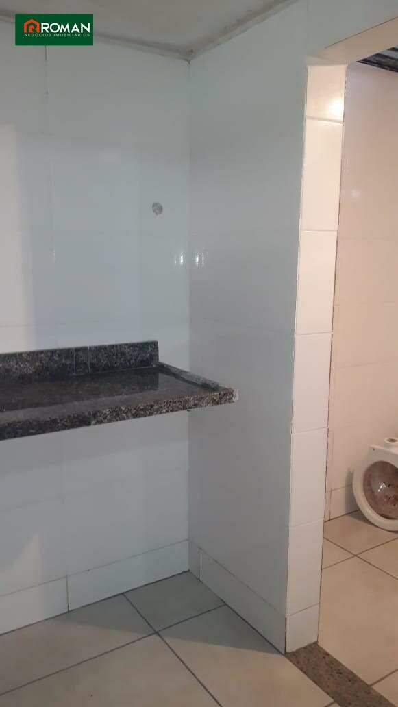 Casa em condomínio à venda no Portinho: 