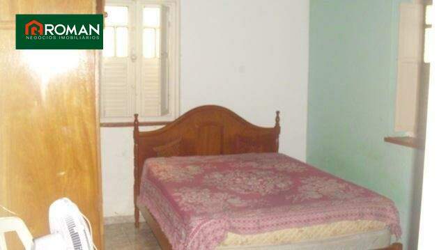 Casa à venda no Centro: 