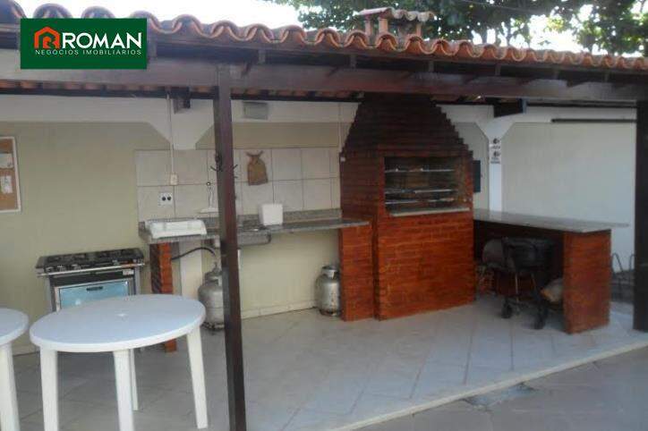 Casa em condomínio à venda no Portinho: 