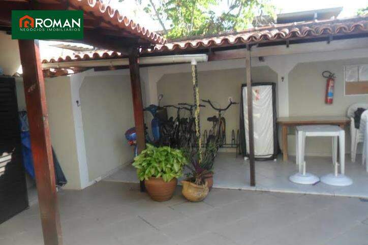 Casa em condomínio à venda no Portinho: 