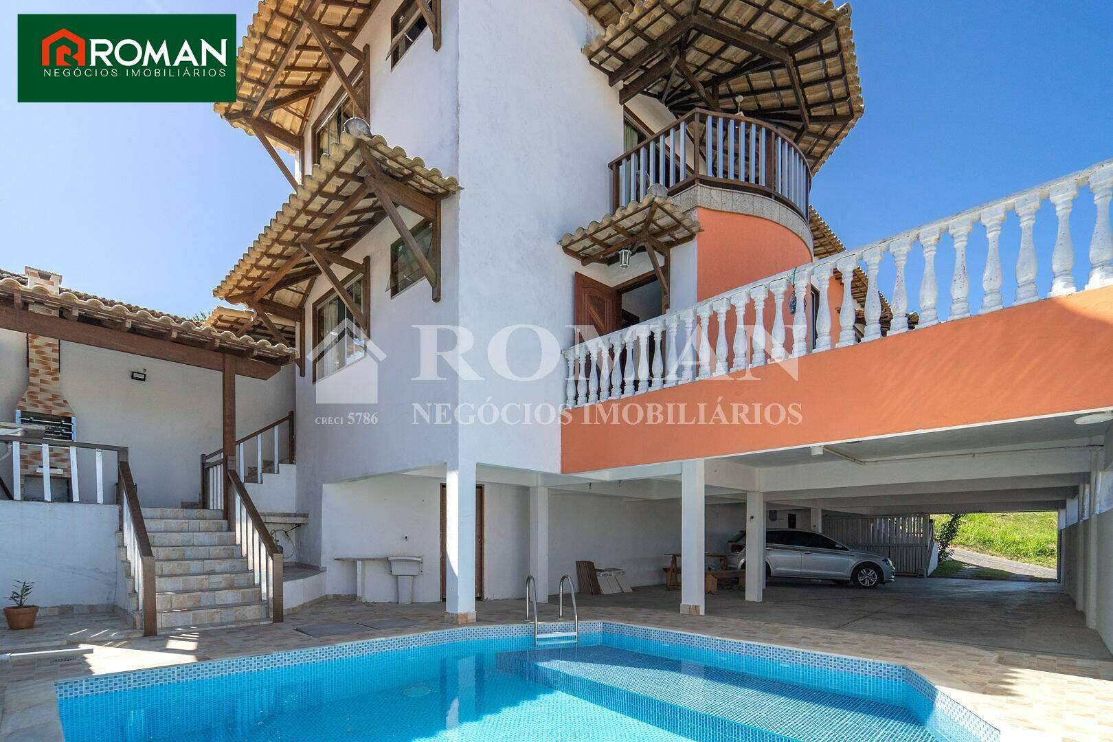 Casa à venda no Peró: 