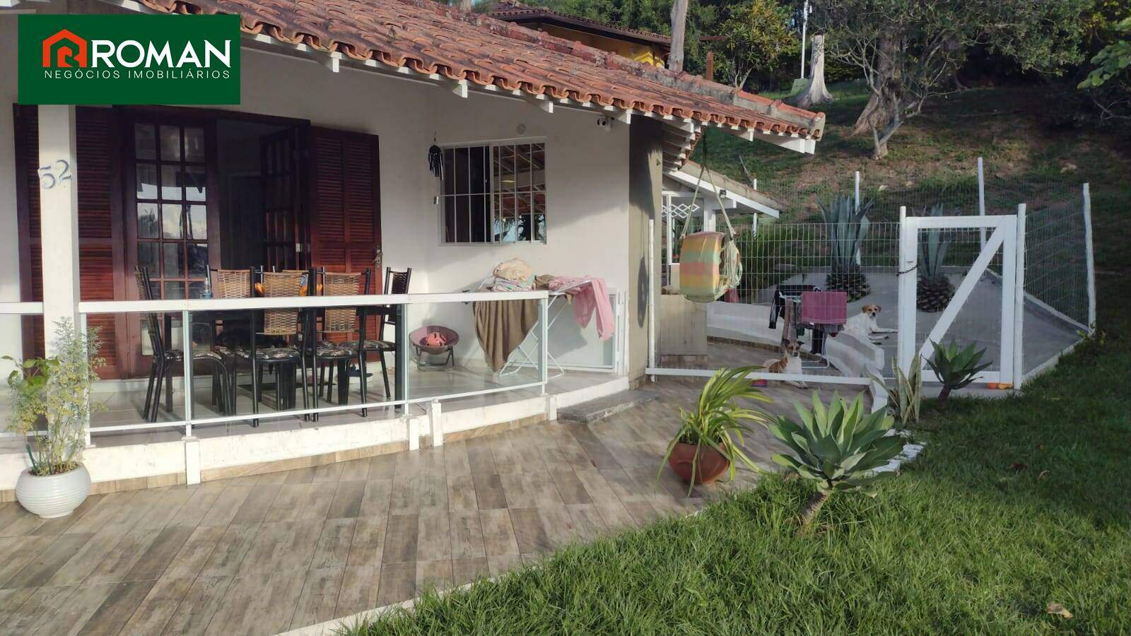 Casa em condomínio à venda no Siqueira: 