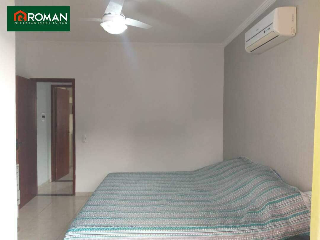 Casa em condomínio à venda no Jardim Flamboyant: 