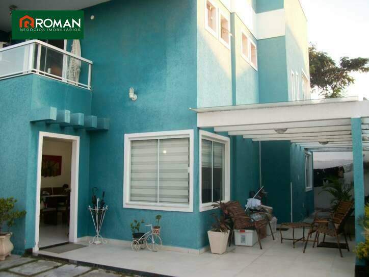 Casa em condomínio à venda no Palmeiras: 