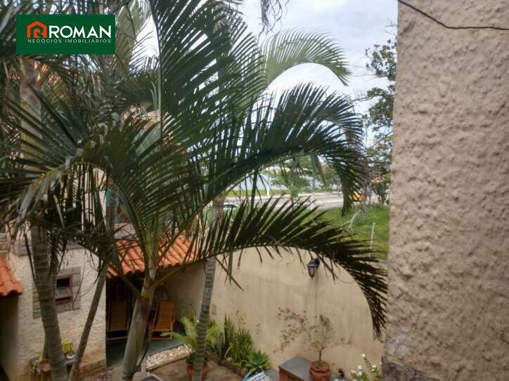 Casa em condomínio à venda no Palmeiras: 