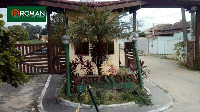 Casa em condomínio à venda no Outeiro: 