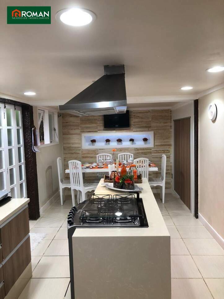 Casa à venda no Centro: 