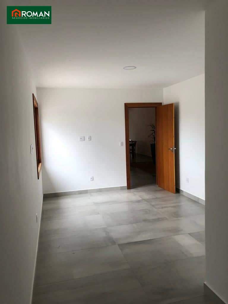 Casa em condomínio à venda no Nova São Pedro: 