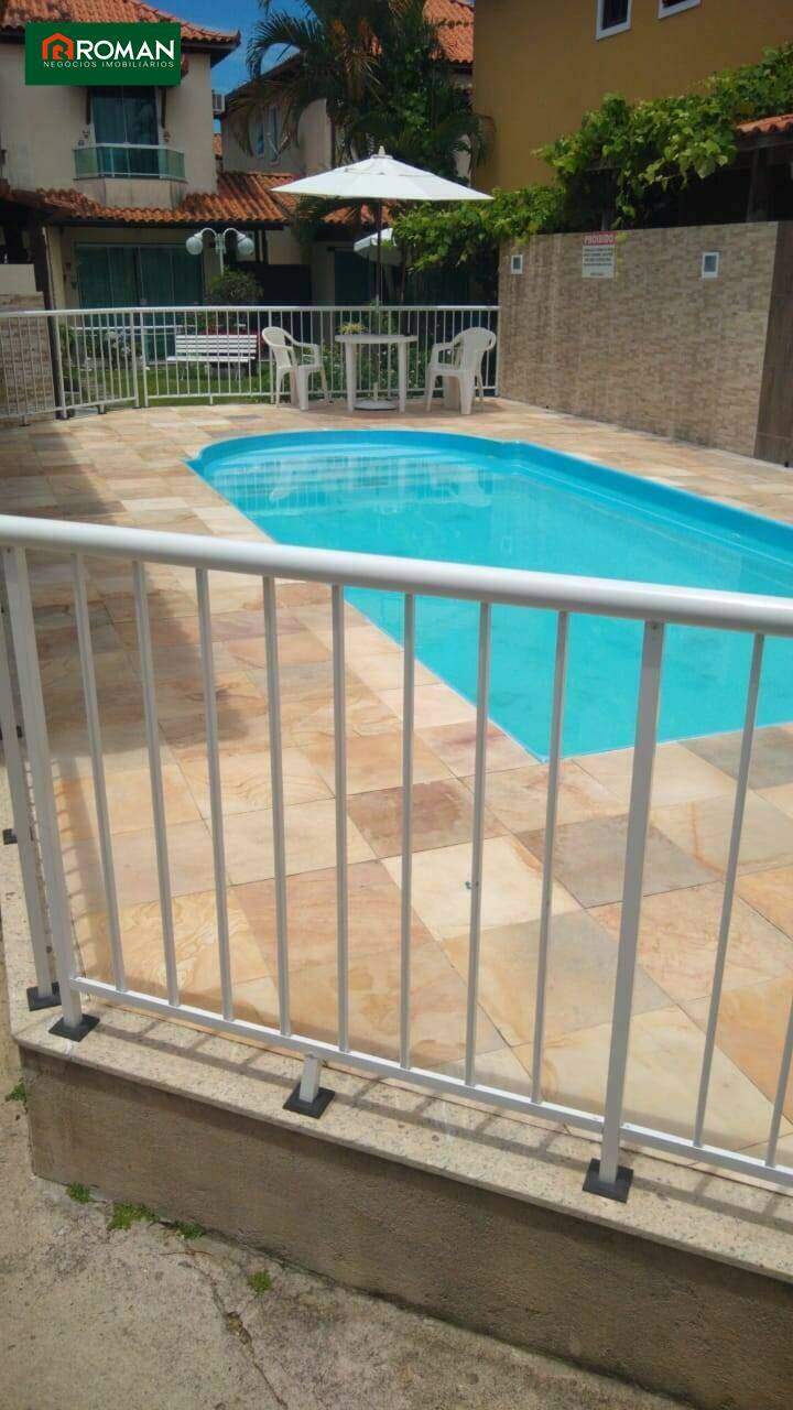 Casa em condomínio à venda no Portinho: 