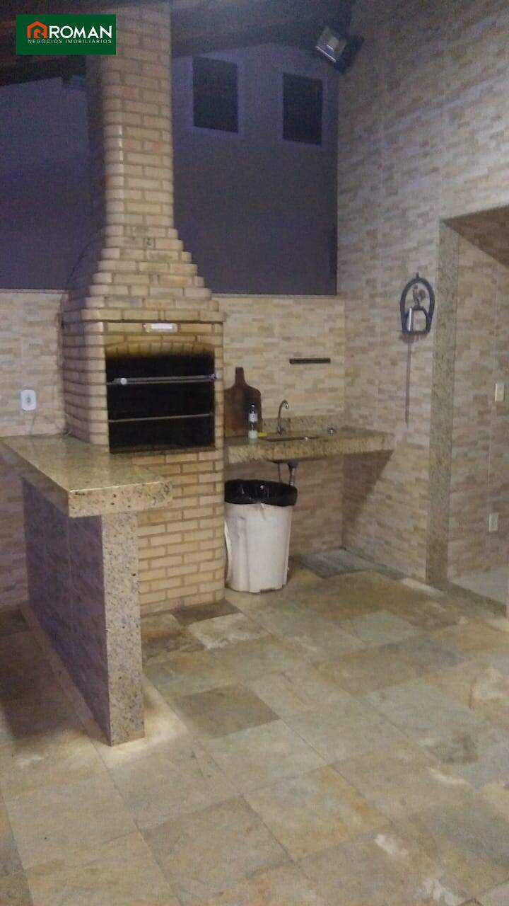 Casa em condomínio à venda no Portinho: 