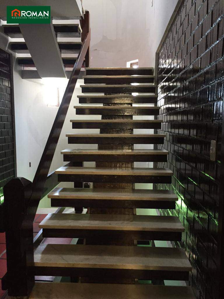 Cobertura à venda no Prainha: 