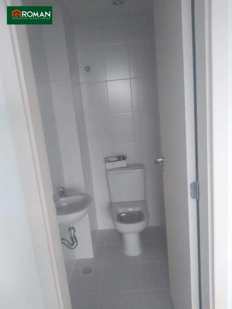 Sala à venda no Centro: 