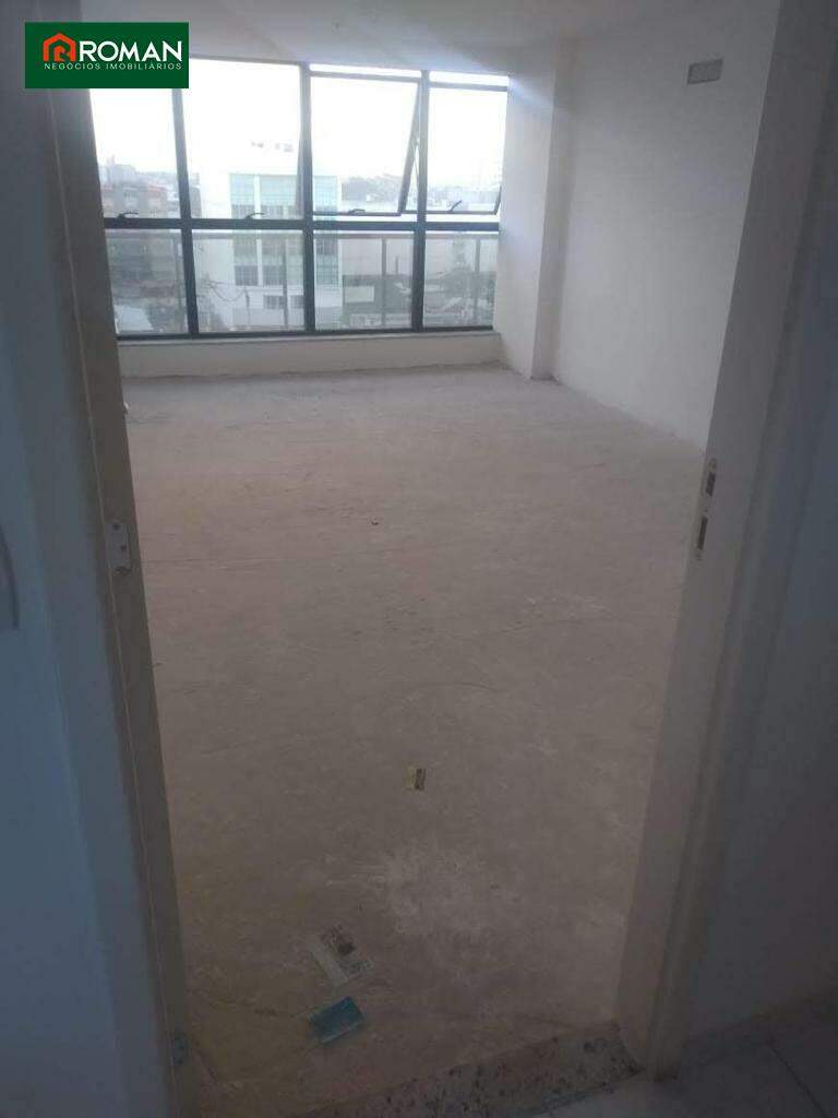 Sala à venda no Centro: 