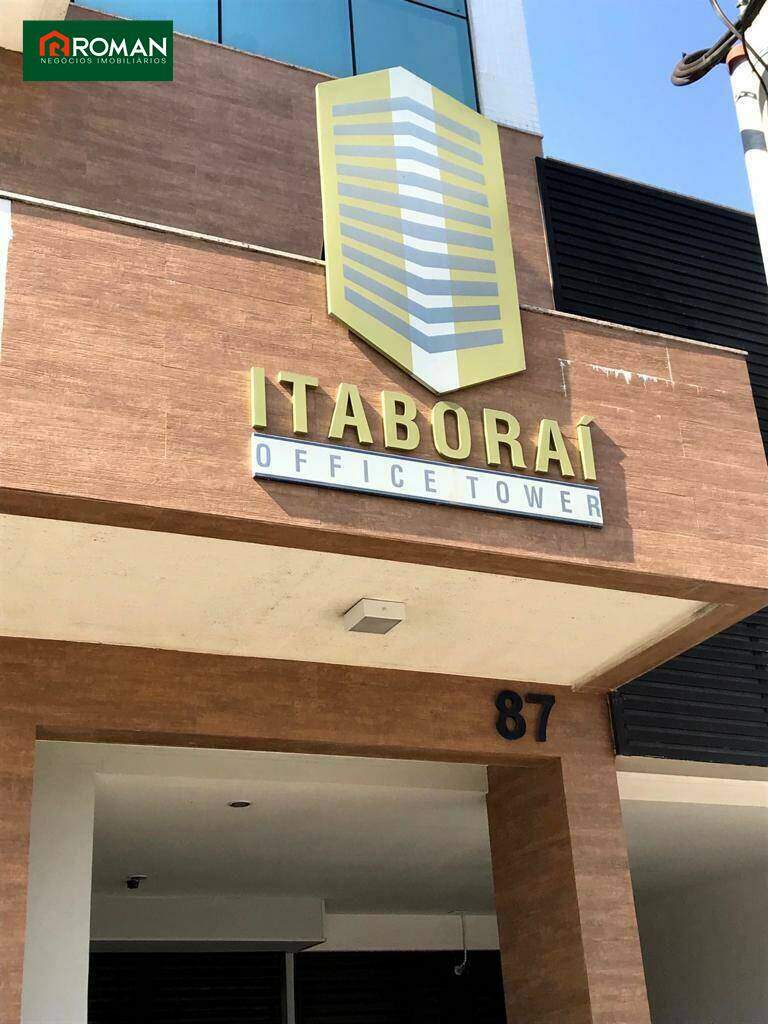 Sala à venda no Centro: 