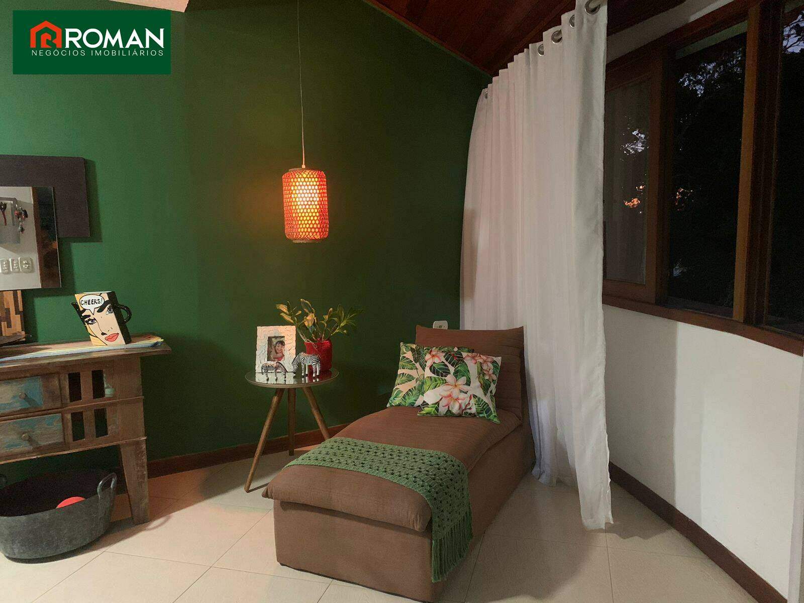 Casa em condomínio à venda no Siqueira: 