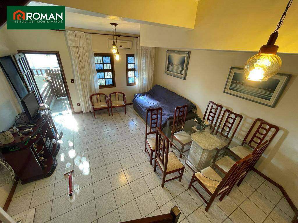 Casa em condomínio à venda no Jardim Excelsior: 