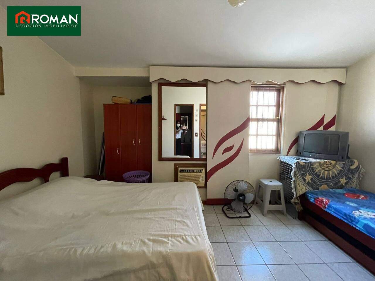 Casa em condomínio à venda no Jardim Excelsior: 