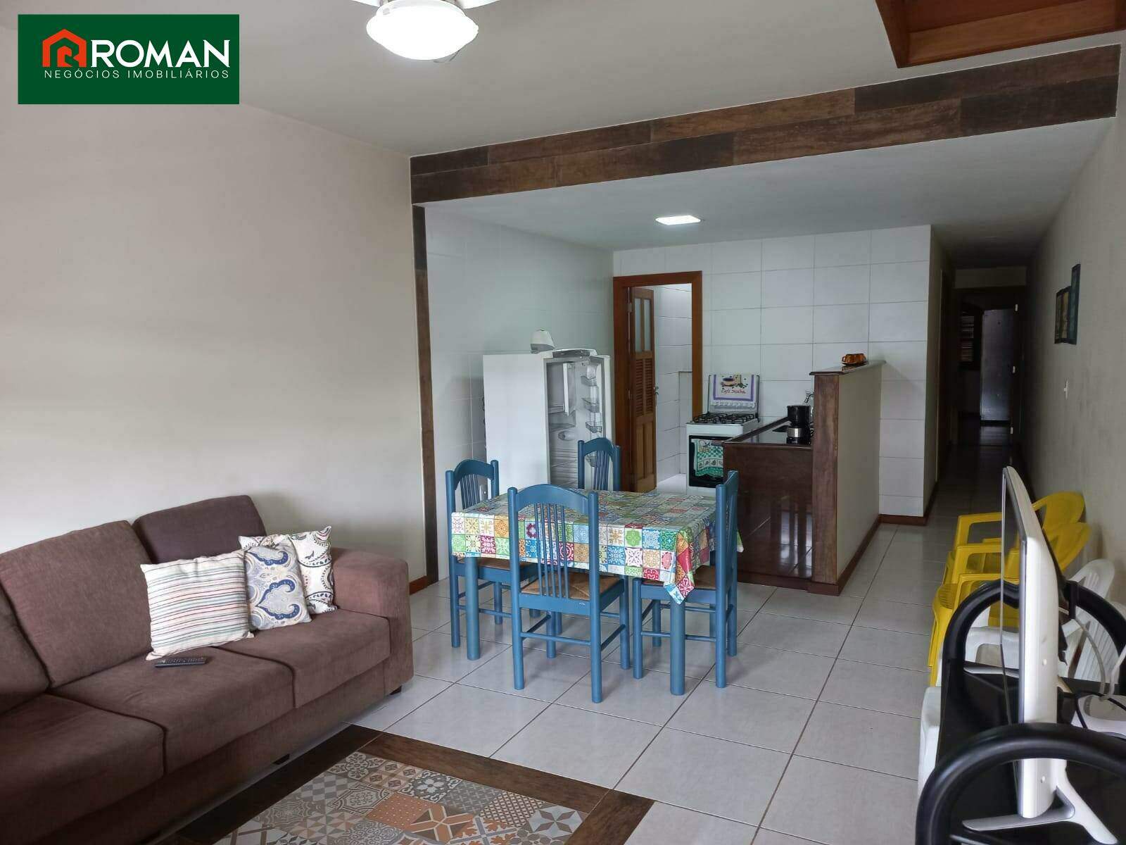 Apartamento à venda no Peró: 