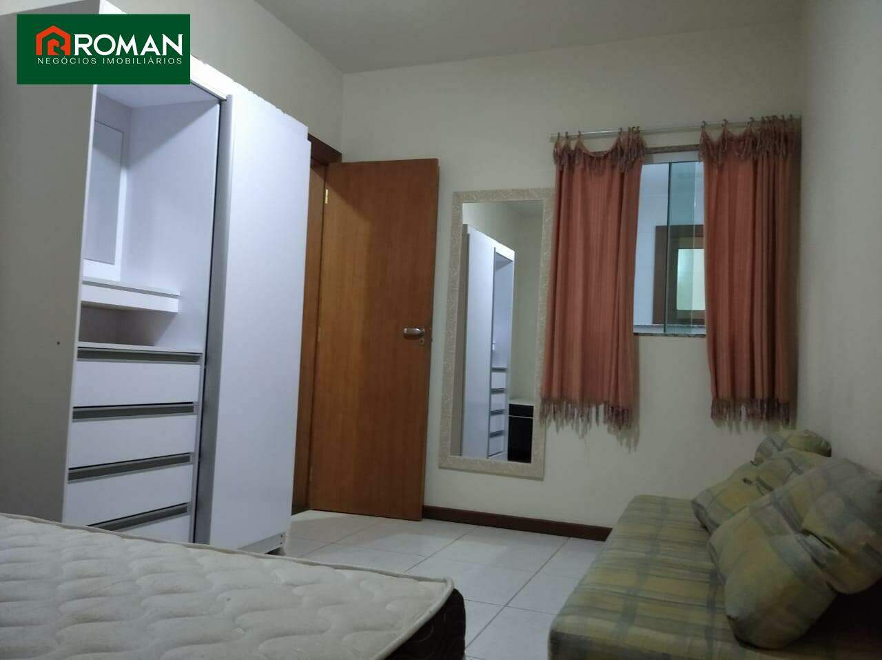 Apartamento à venda no Peró: 