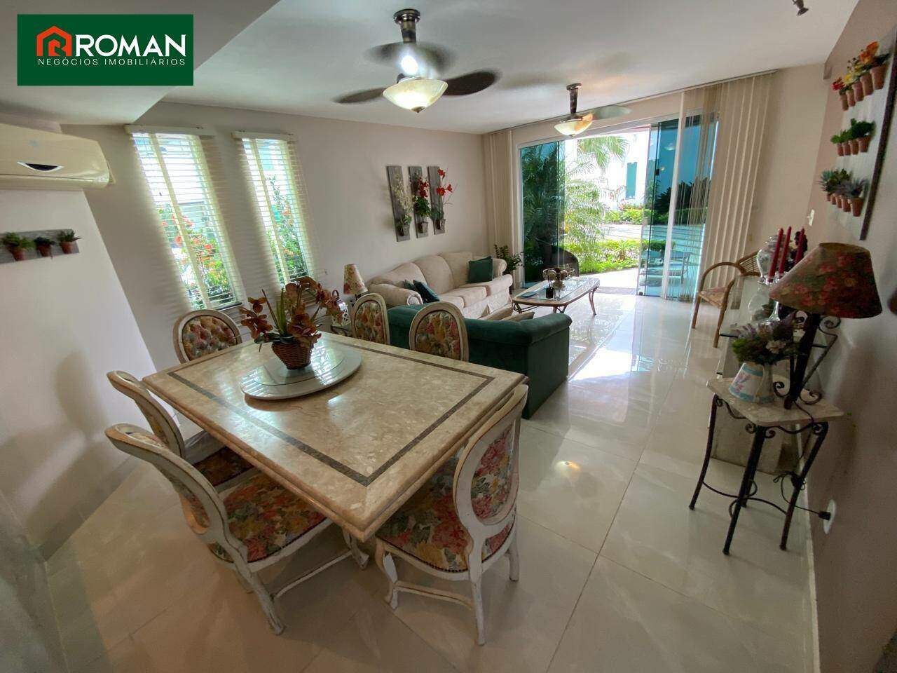 Casa em condomínio à venda no Portinho: 