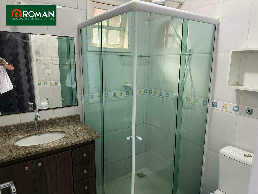 Casa em condomínio à venda no Parque Burle: 