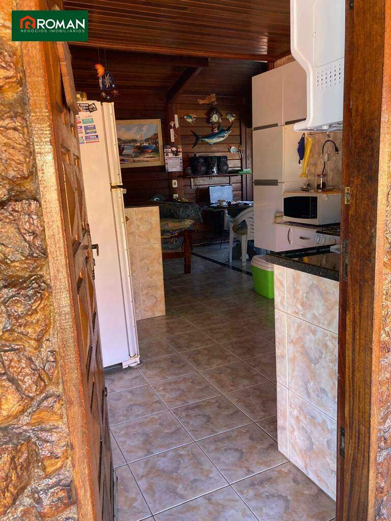 Casa em condomínio à venda no balneário das conchas: 